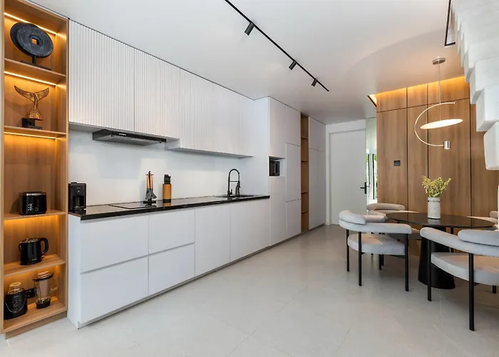 Villa Alex Complex N5 *